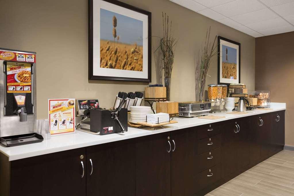 Microtel Inn And Suites By Wyndham Weyburn Facilidades foto