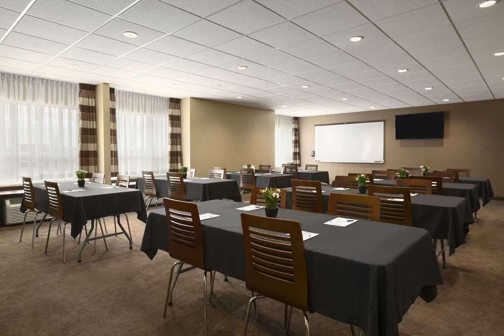 Microtel Inn And Suites By Wyndham Weyburn Facilidades foto